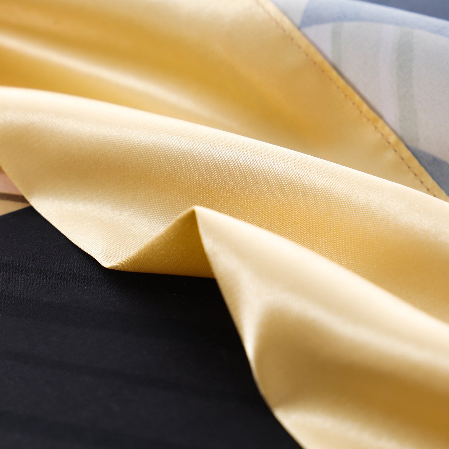 6 Piece Bed Sheet set-Black Gold