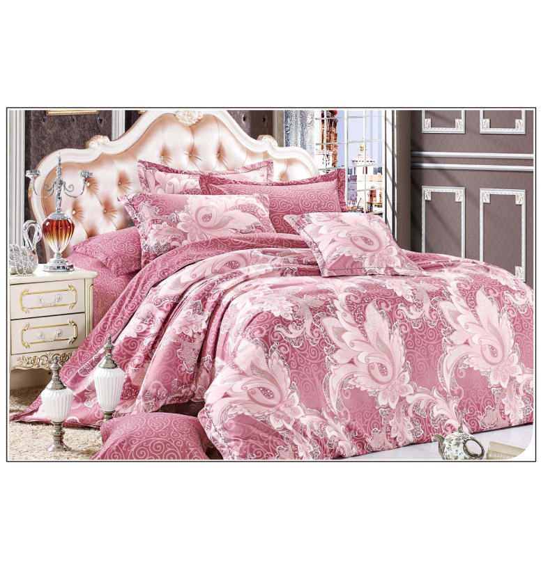 Elegant Pink Comforter set.
