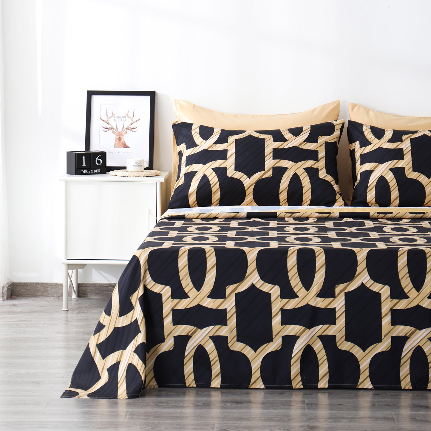 6 Piece Bed Sheet set-Black Gold